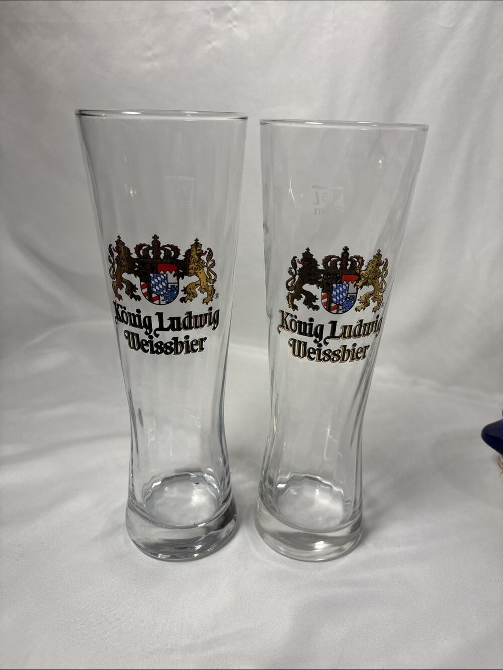 Konig Ludwig Weissbier tall pilsner-style beer glass , 0.5L capacity ( SET OF 2)